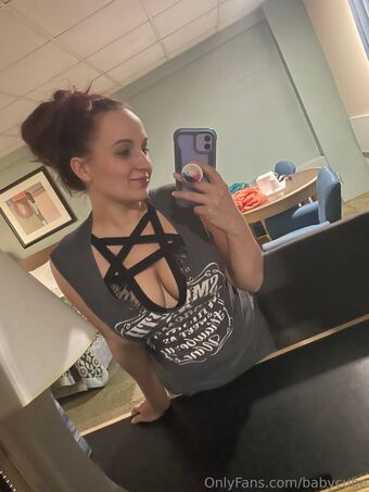 babycube Голі Зливи OnlyFans Фото 15