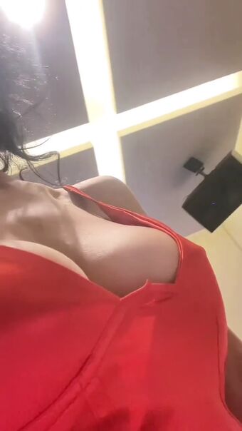 Bai Ling
