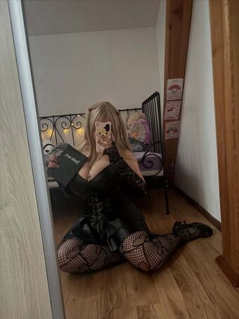 barbi Голі Зливи OnlyFans Фото 21
