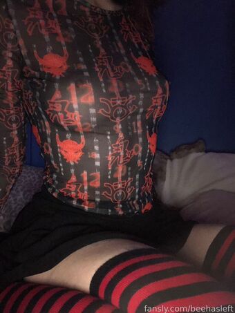 beehasleft Голі Зливи OnlyFans Фото 14