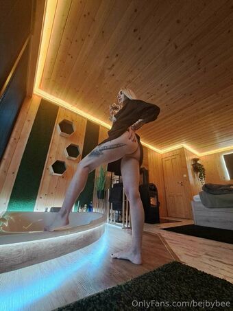 bejbybee Голі Зливи OnlyFans Фото 10