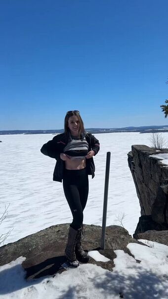 bellagallops Голі Зливи OnlyFans Фото 5