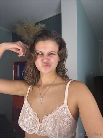 bellajone Голі Зливи OnlyFans Фото 18
