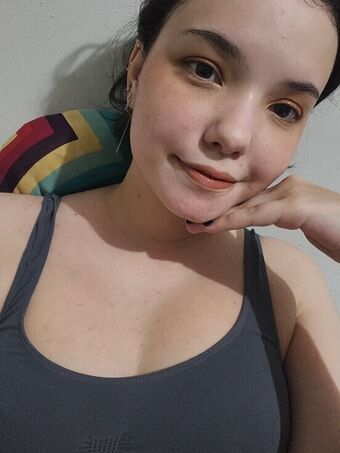 BellaPlays Голі Зливи OnlyFans Фото 15