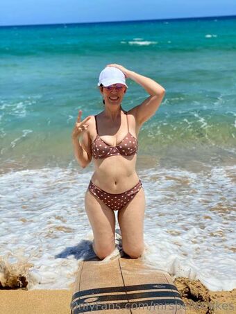 belles_back Голі Зливи OnlyFans Фото 25
