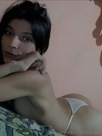 berraka Голі Зливи OnlyFans Фото 19