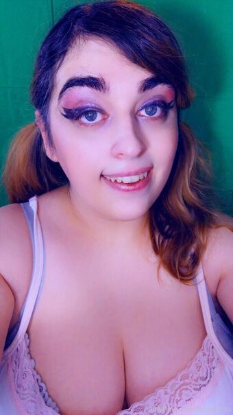 berrychicka Голі Зливи OnlyFans Фото 17