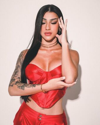 biamiranda Голі Зливи OnlyFans Фото 6