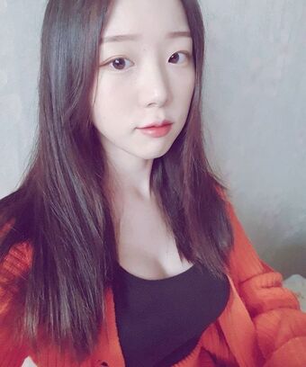 BJ Apple 사과 Голі Зливи OnlyFans Фото 18