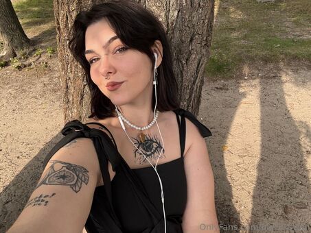 blacckswan Голі Зливи OnlyFans Фото 36