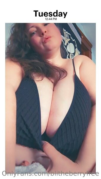 blitheberryfree Голі Зливи OnlyFans Фото 3