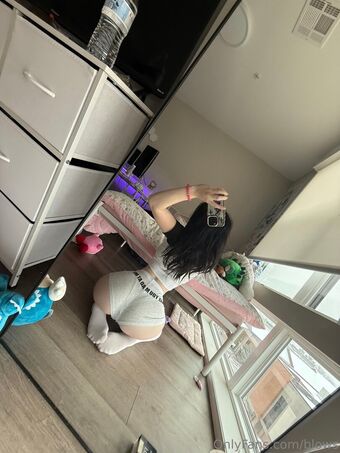 blows Голі Зливи OnlyFans Фото 38