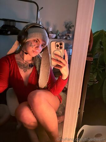 bluedweeb Голі Зливи OnlyFans Фото 12