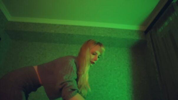 Bluewhisper Голі Зливи OnlyFans Фото 2