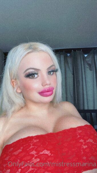 bombshellchloe1 Голі Зливи OnlyFans Фото 36