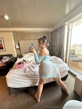 brizzy Голі Зливи OnlyFans Фото 8