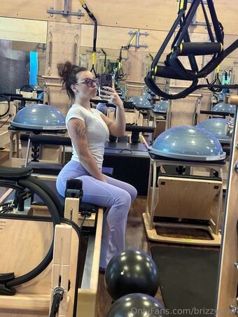 brizzy Голі Зливи OnlyFans Фото 14