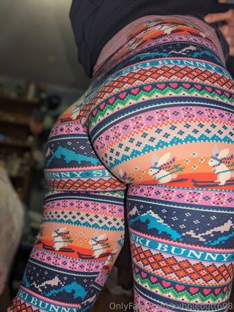 bubblebutt698 Голі Зливи OnlyFans Фото 9