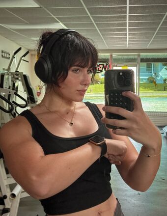 buffcheeks Голі Зливи OnlyFans Фото 17
