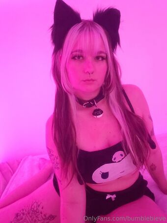 bumblebieve Голі Зливи OnlyFans Фото 21