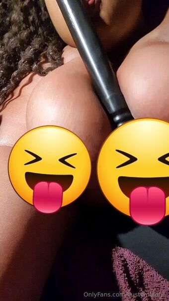 bustymalone Голі Зливи OnlyFans Фото 34