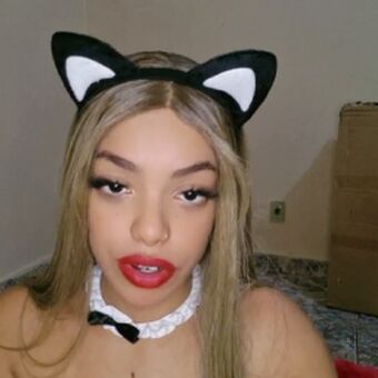 Cacau Голі Зливи OnlyFans Фото 18