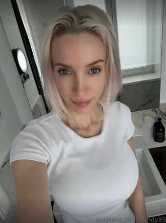 CandyXS Голі Зливи OnlyFans Фото 77