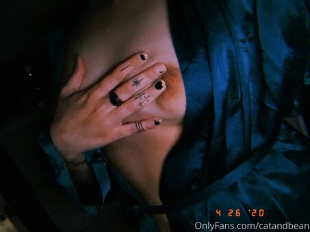 catandbean Голі Зливи OnlyFans Фото 4