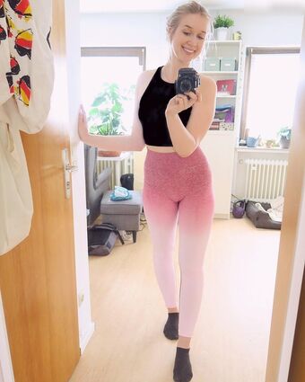 Catycake Голі Зливи OnlyFans Фото 9