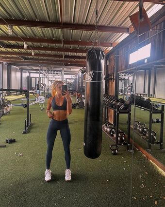 Cavinder Twins Голі Зливи OnlyFans Фото 53