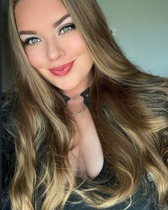 cbeezeec Голі Зливи OnlyFans Фото 52