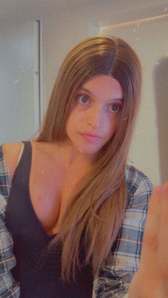 CCashley Голі Зливи OnlyFans Фото 1