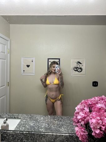 ccliciouss Голі Зливи OnlyFans Фото 36
