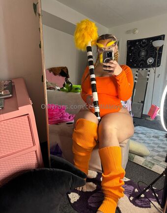 CelestialJoyce Голі Зливи OnlyFans Фото 29