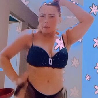 celiayoutube Голі Зливи OnlyFans Фото 17