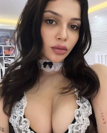 CER Голі Зливи OnlyFans Фото 1