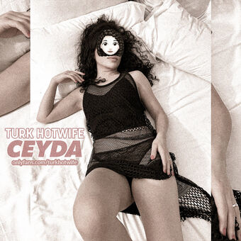 ceydarella Голі Зливи OnlyFans Фото 24