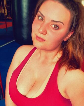 Charzi Голі Зливи OnlyFans Фото 19