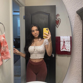 Chellchee Голі Зливи OnlyFans Фото 100