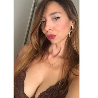 chiaramonf Голі Зливи OnlyFans Фото 28