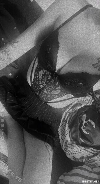 Chvnv Голі Зливи OnlyFans Фото 30