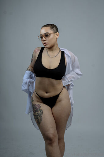 citrus Голі Зливи OnlyFans Фото 6