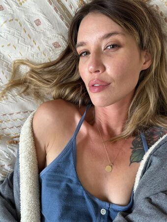 colbybea Голі Зливи OnlyFans Фото 149