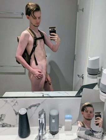 coltr92 Голі Зливи OnlyFans Фото 4