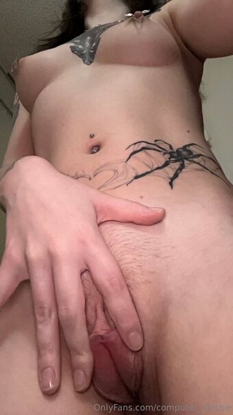 computer_mouse Голі Зливи OnlyFans Фото 23