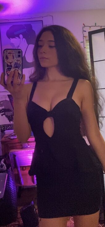 ConfusingQT Голі Зливи OnlyFans Фото 28
