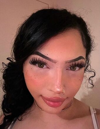 Congoprincess Голі Зливи OnlyFans Фото 3