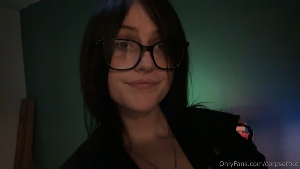 corpsethot Голі Зливи OnlyFans Фото 10