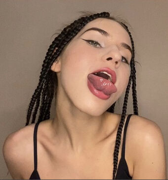 Cotttender Голі Зливи OnlyFans Фото 4