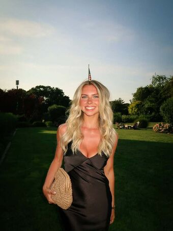 Courtney Antalek Голі Зливи OnlyFans Фото 68